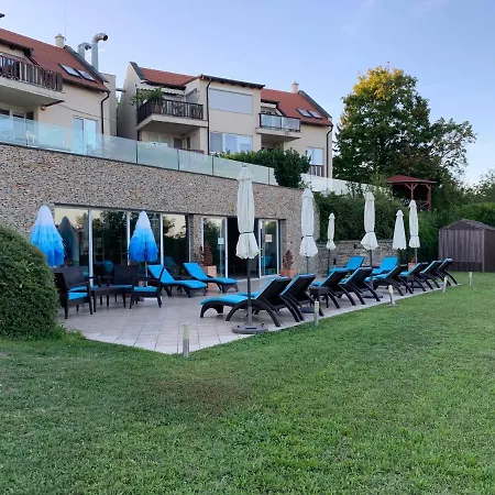 Echo Wellness Apartman Apartment