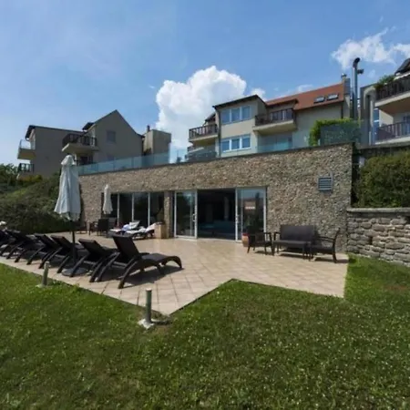 Echo Wellness Apartman * Tihany